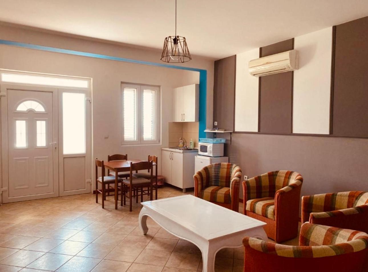 Budva Felix Suites Luaran gambar