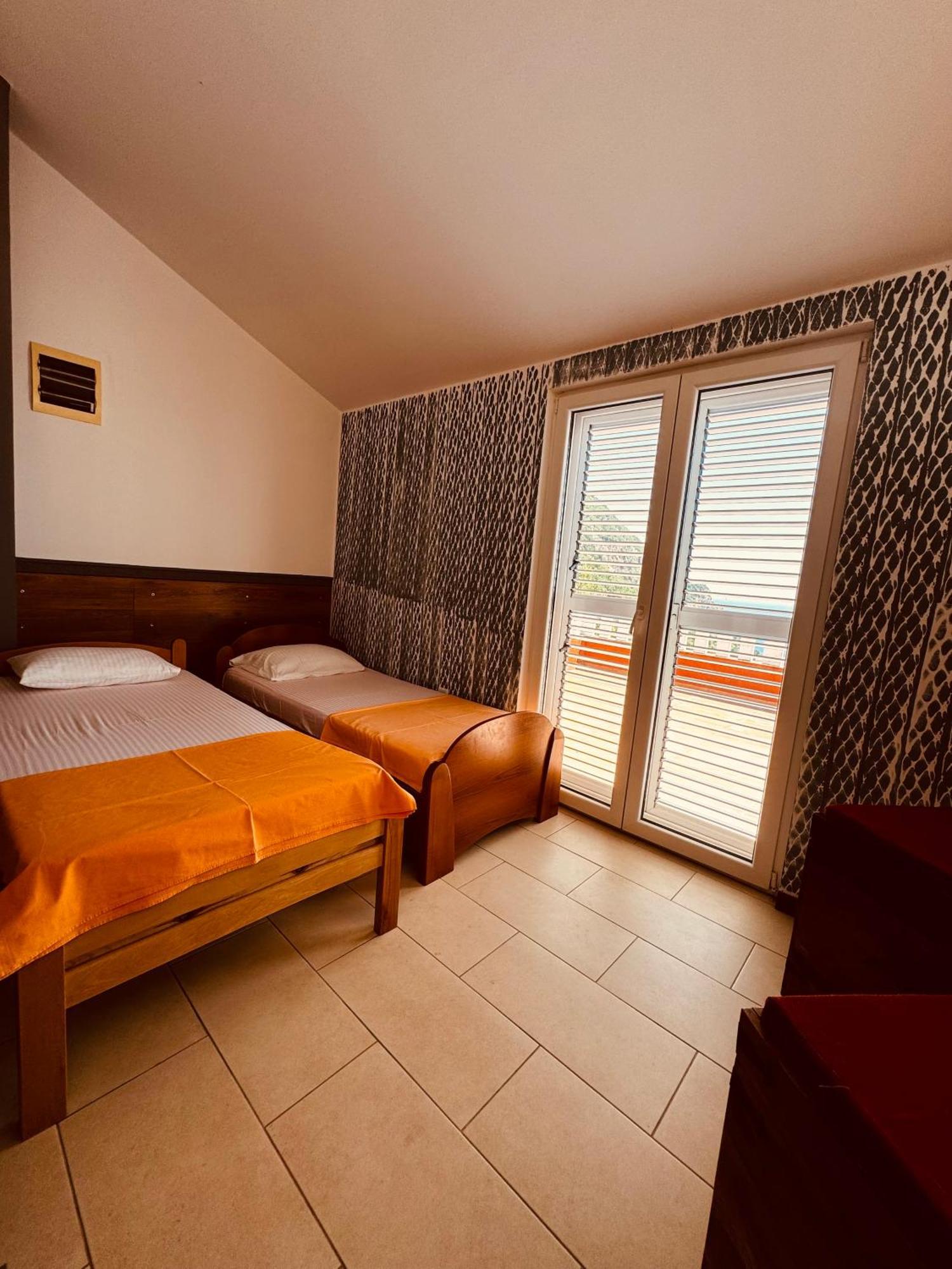 Budva Felix Suites Luaran gambar