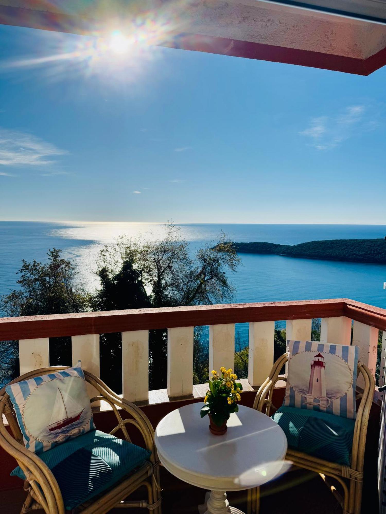 Budva Felix Suites Luaran gambar