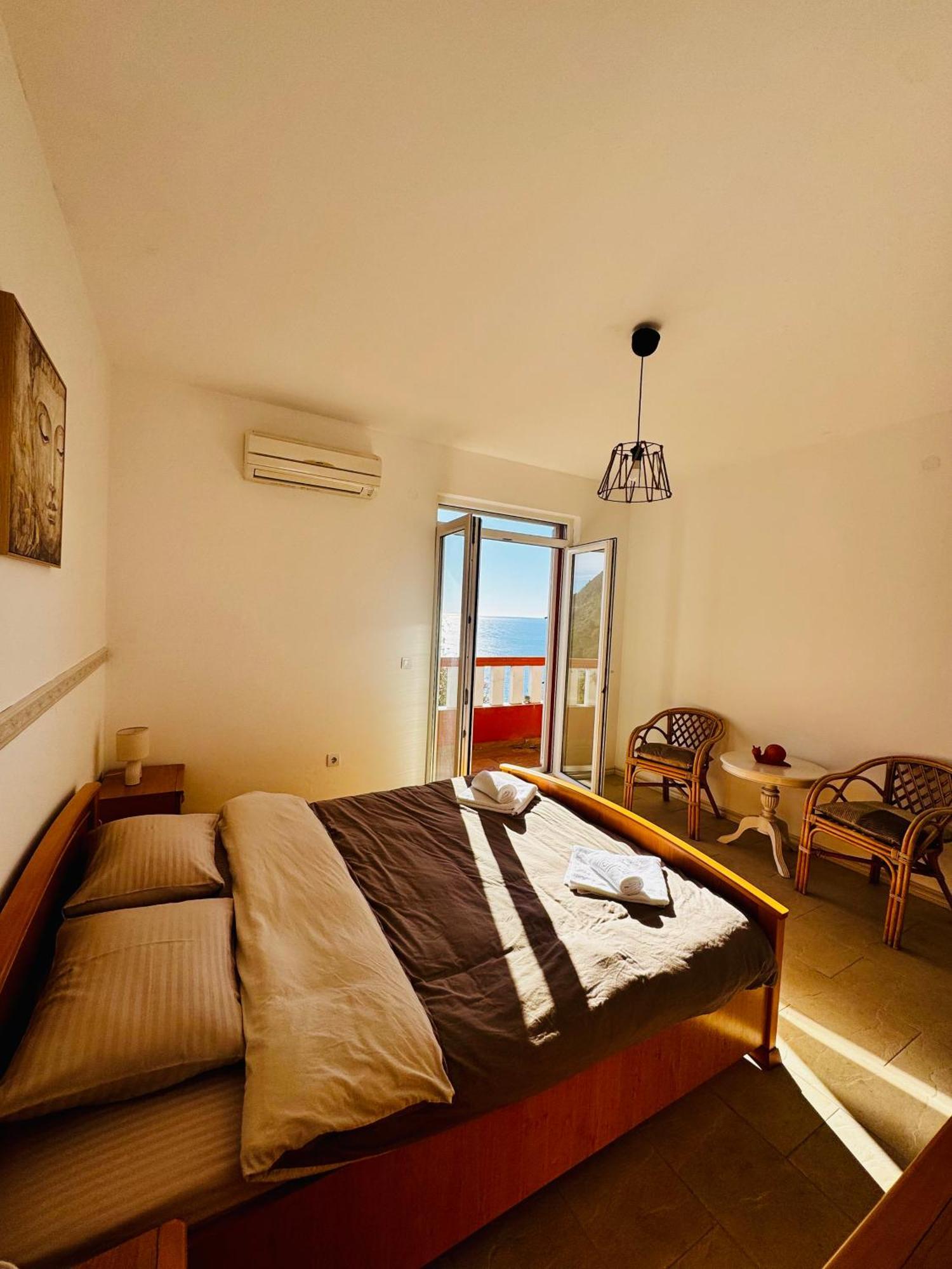 Budva Felix Suites Luaran gambar