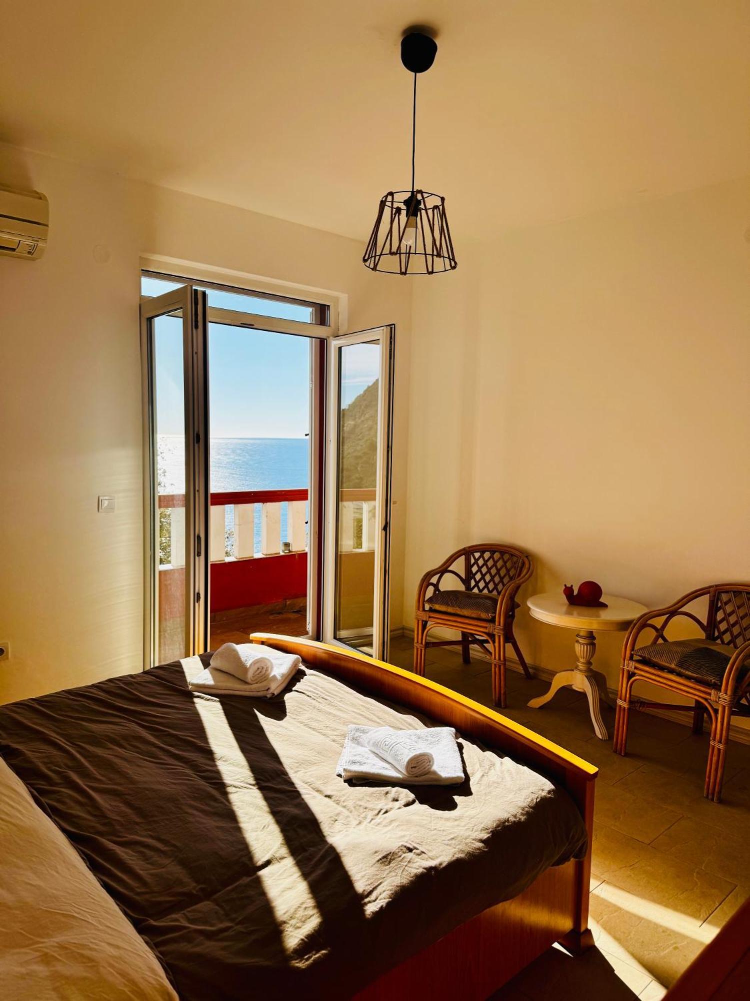 Budva Felix Suites Luaran gambar