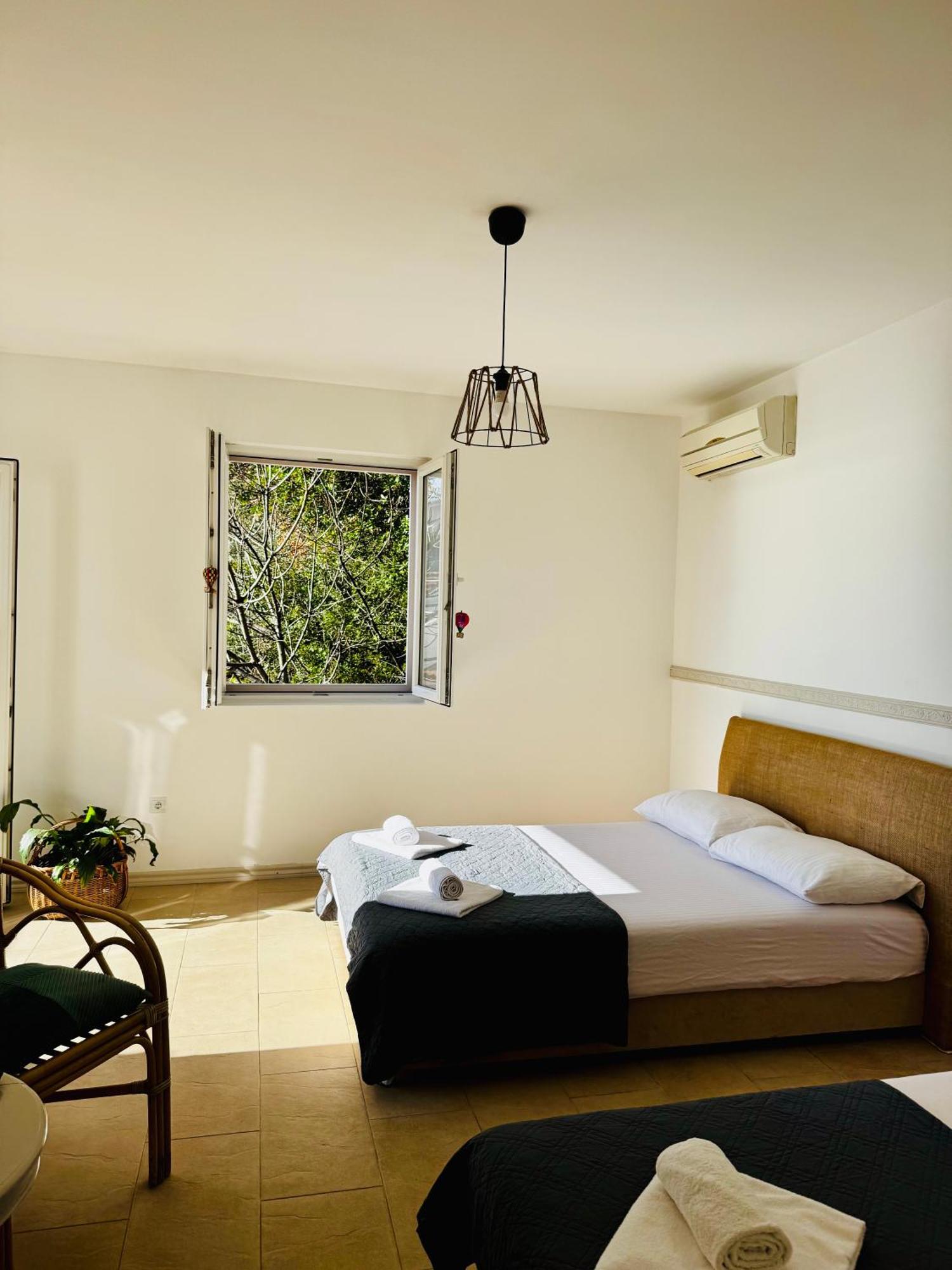 Budva Felix Suites Luaran gambar