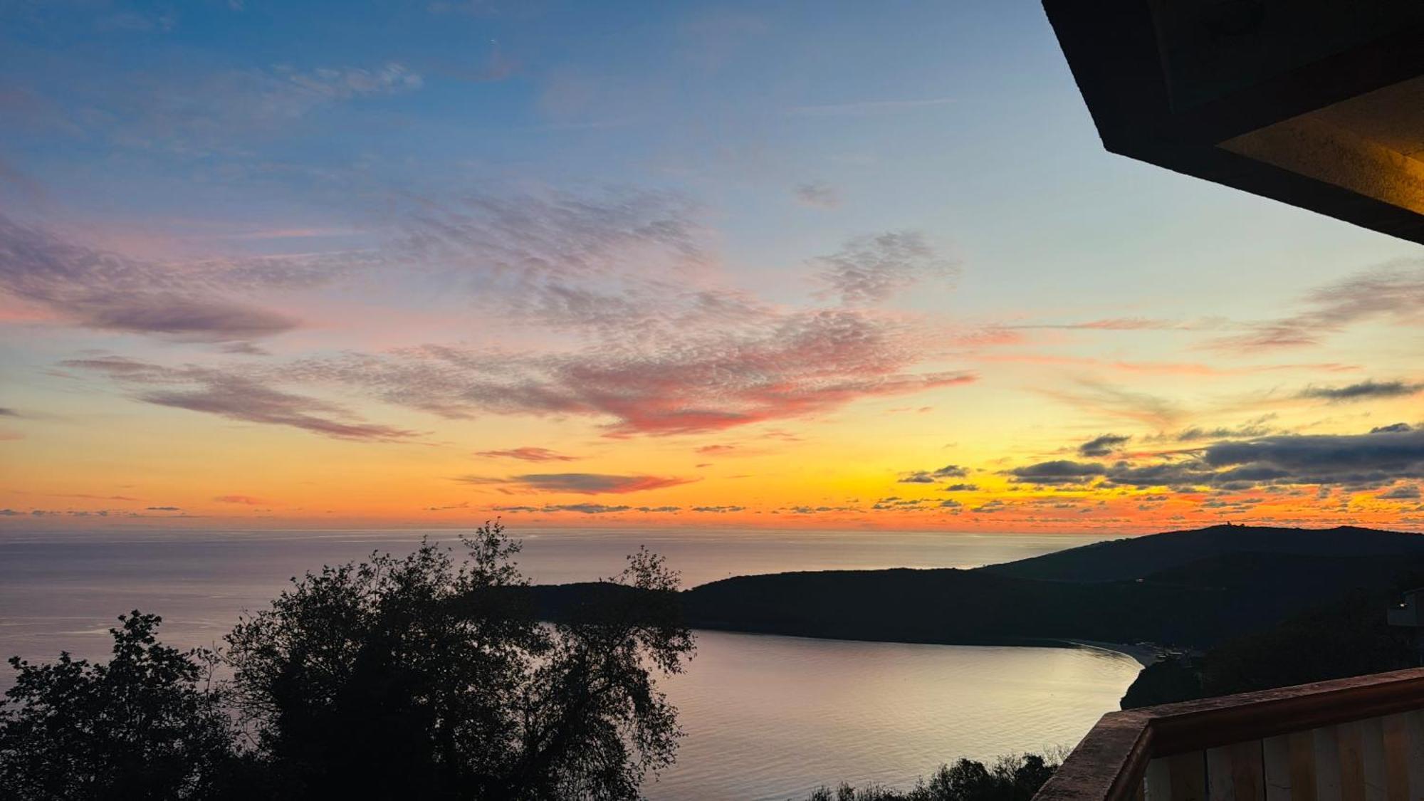 Budva Felix Suites Luaran gambar