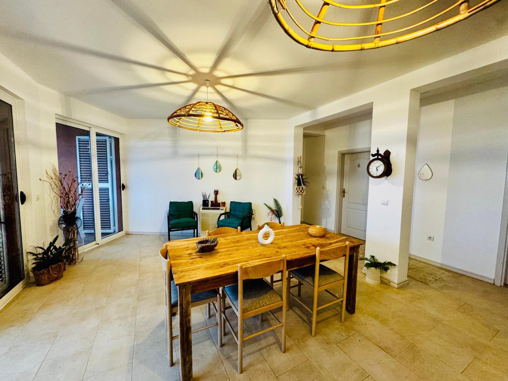 Budva Felix Suites Luaran gambar