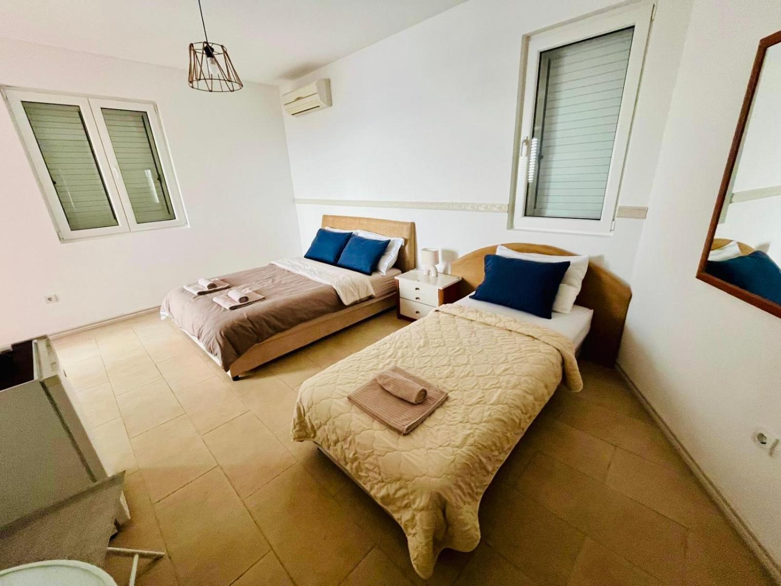 Budva Felix Suites Luaran gambar