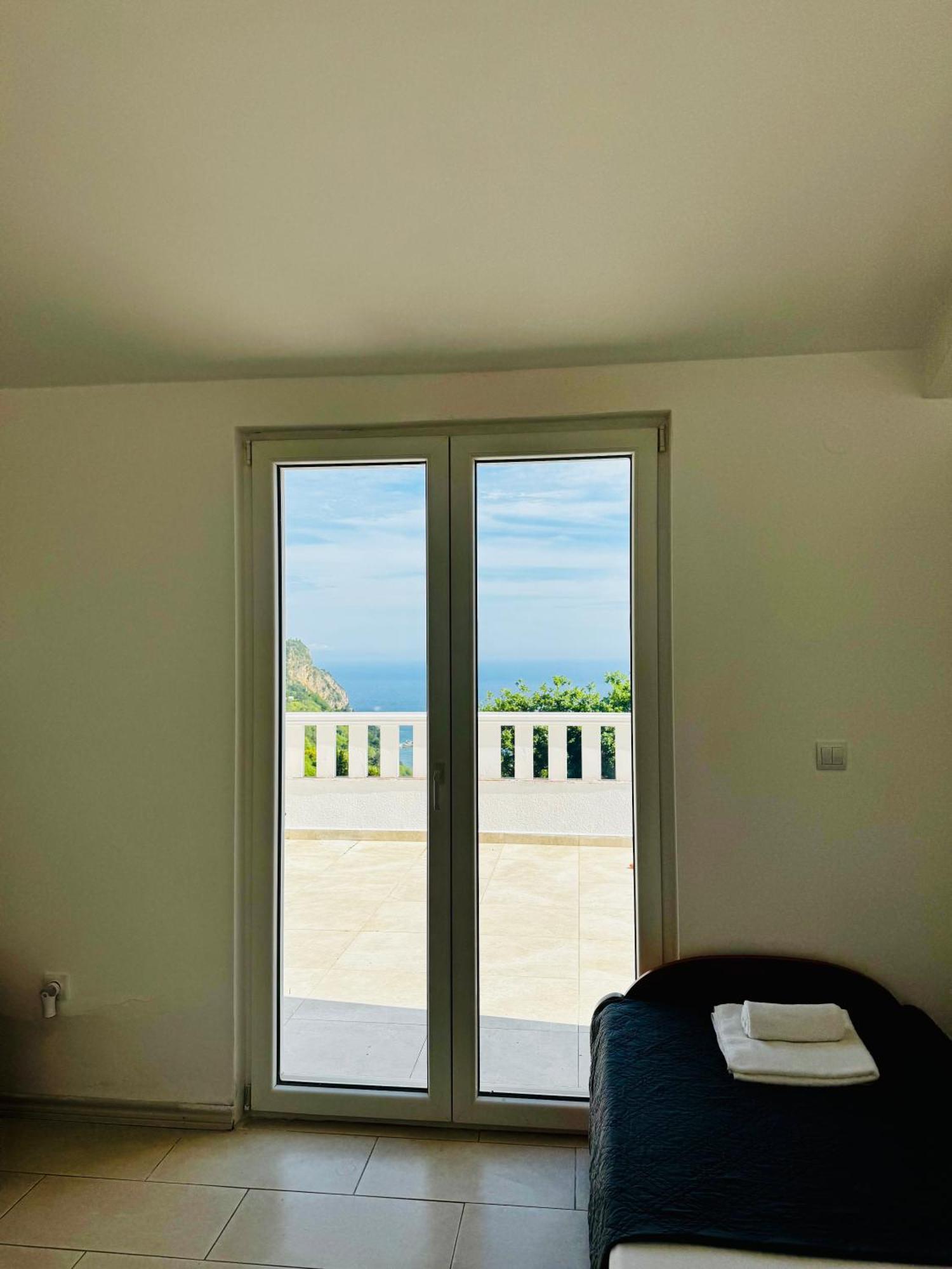 Budva Felix Suites Luaran gambar